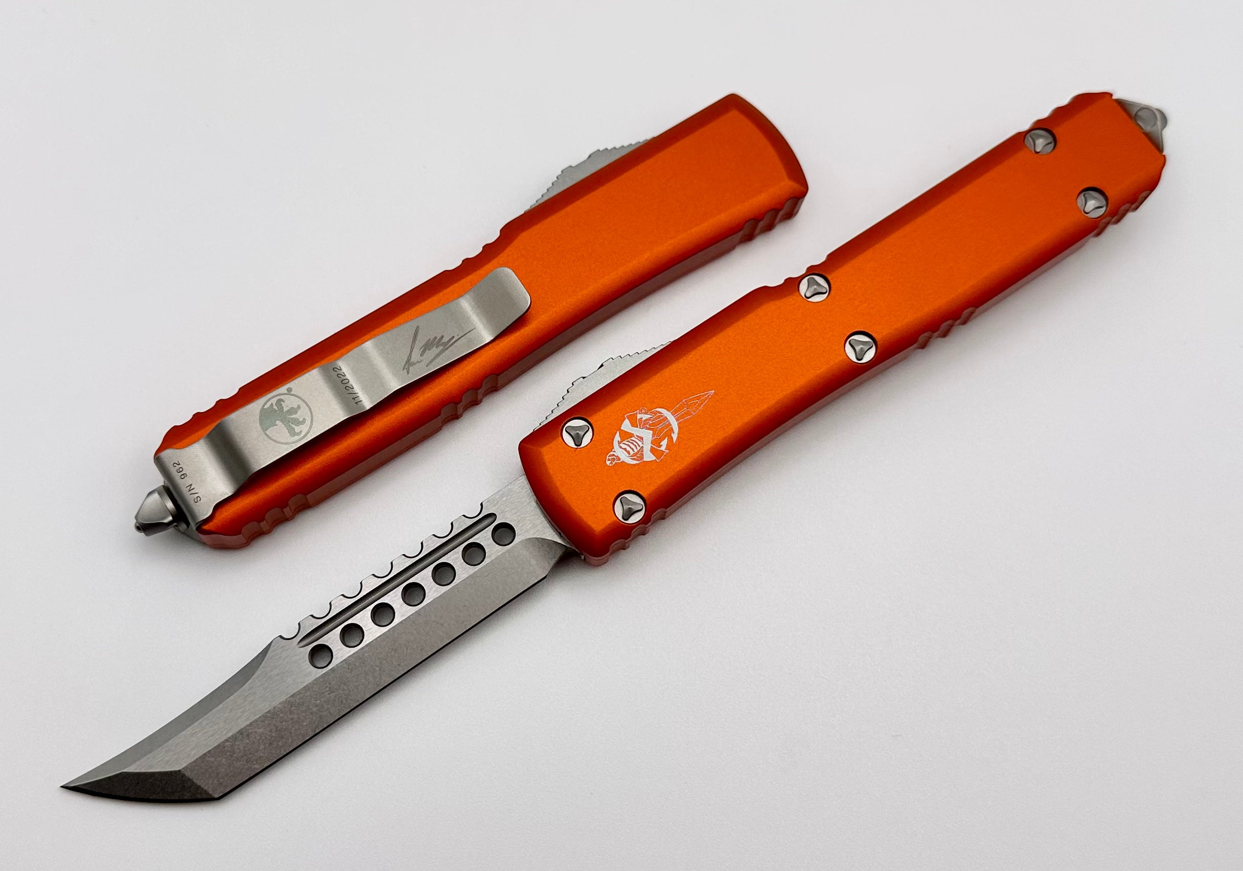 Microtech Ultratech Hellhound Stonewash Standard & Orange 119-10ORS