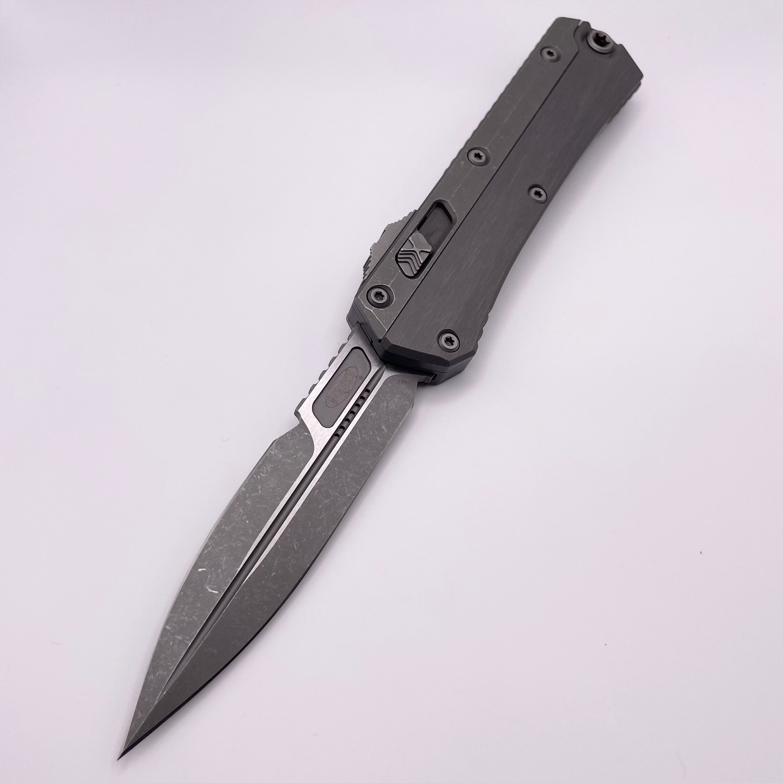 PRE OWNED Microtech Glykon Natural Clear Apocalyptic Standard Bayonet 184-10APNC