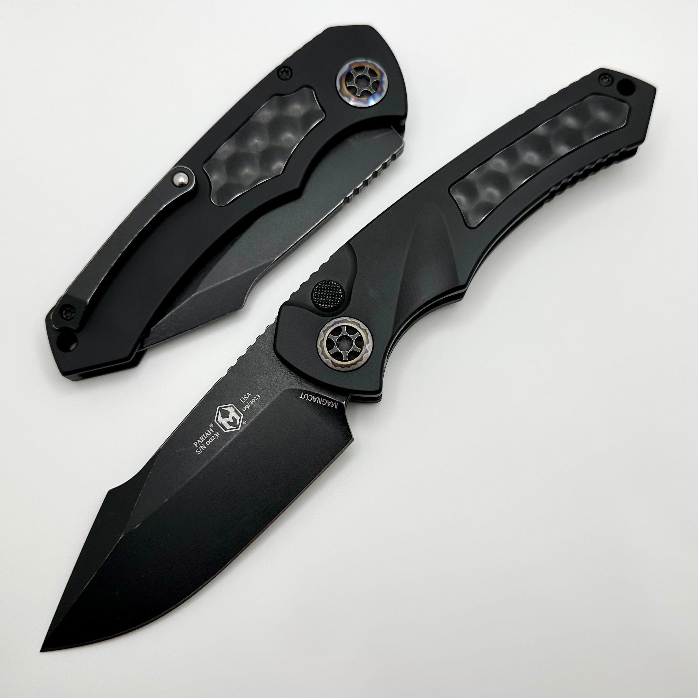 Heretic Knives Pariah Auto Battleworn Black Standard w/ Bubble Inlays & MagnaCut w/ Flamed Pivot Collars H048-8A