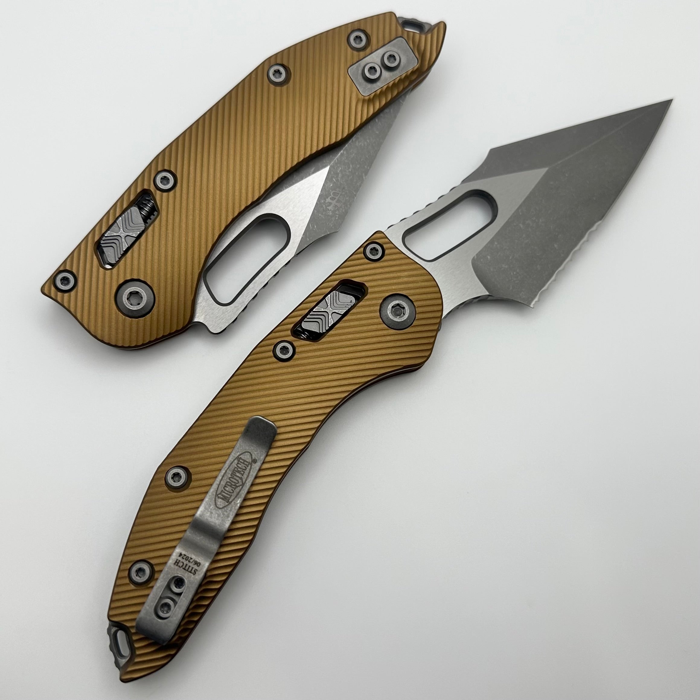 Microtech Knives Manual Stitch RAM LOK Fluted Tan Aluminum & Partial Serrated M390MK Apocalyptic Standard 169RL-11APFLTA