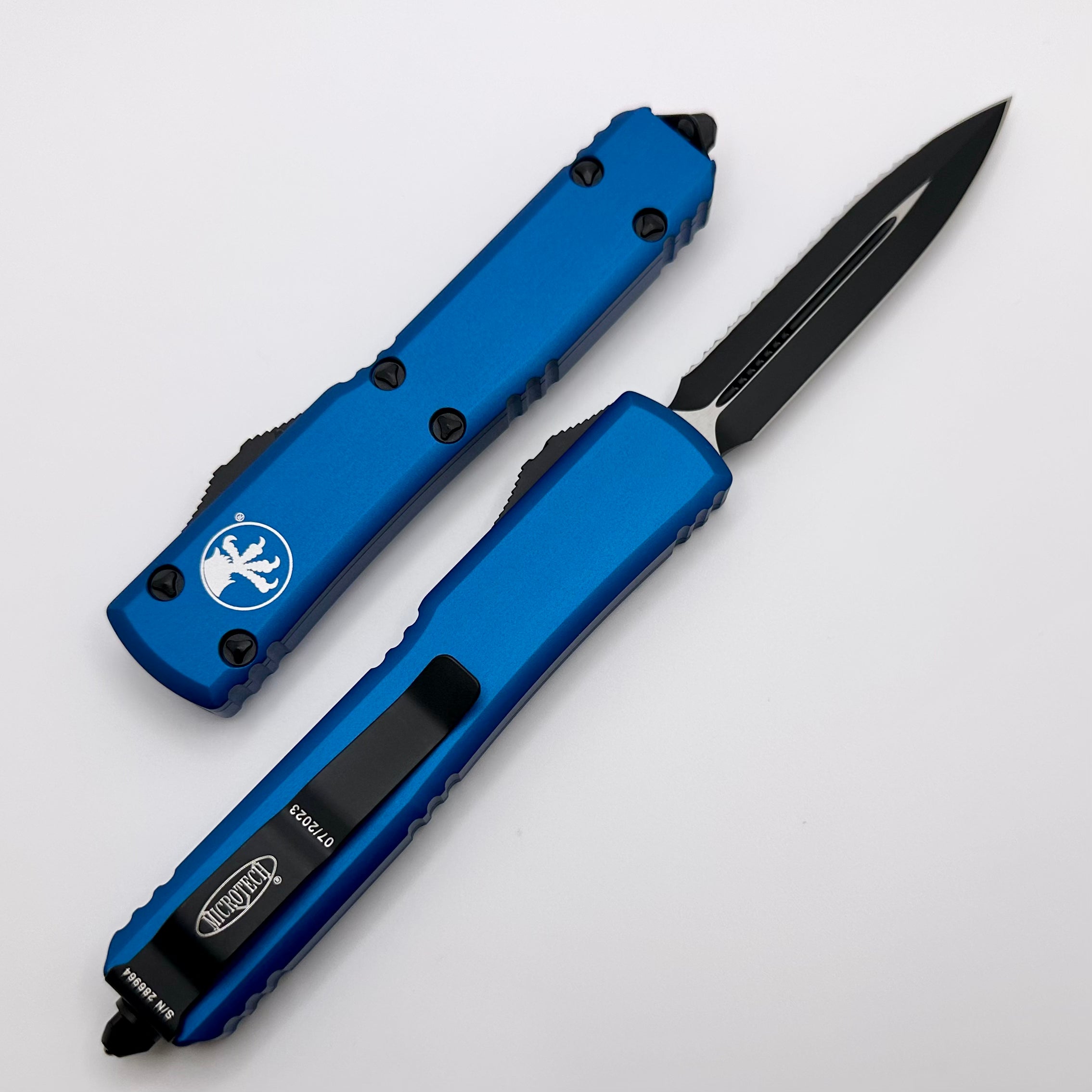 Microtech Ultratech D/E Black Full Serrated & Blue 122-3BL