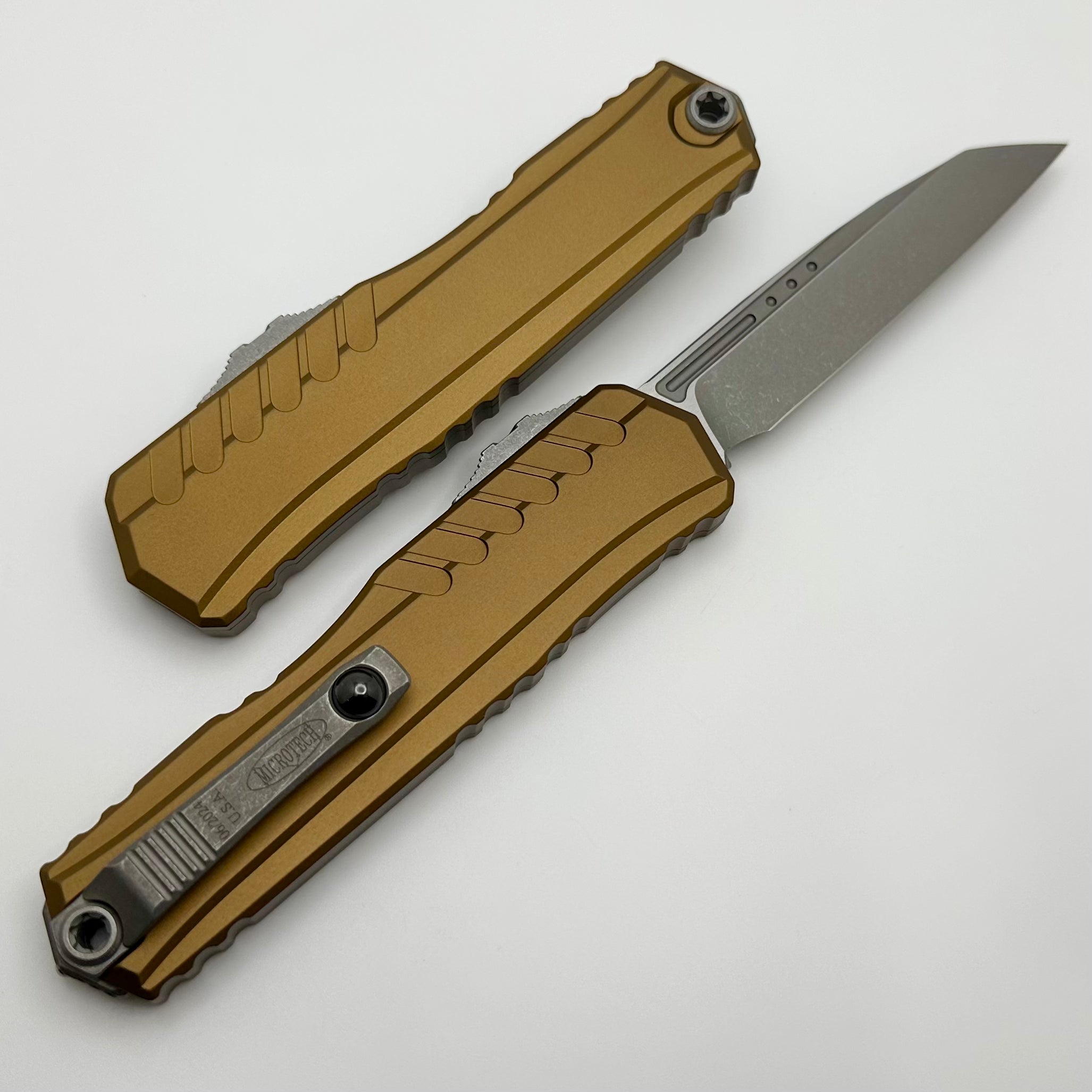 Microtech Cypher II S/E Apocalyptic Standard & Tan Handle 1241-10APTA