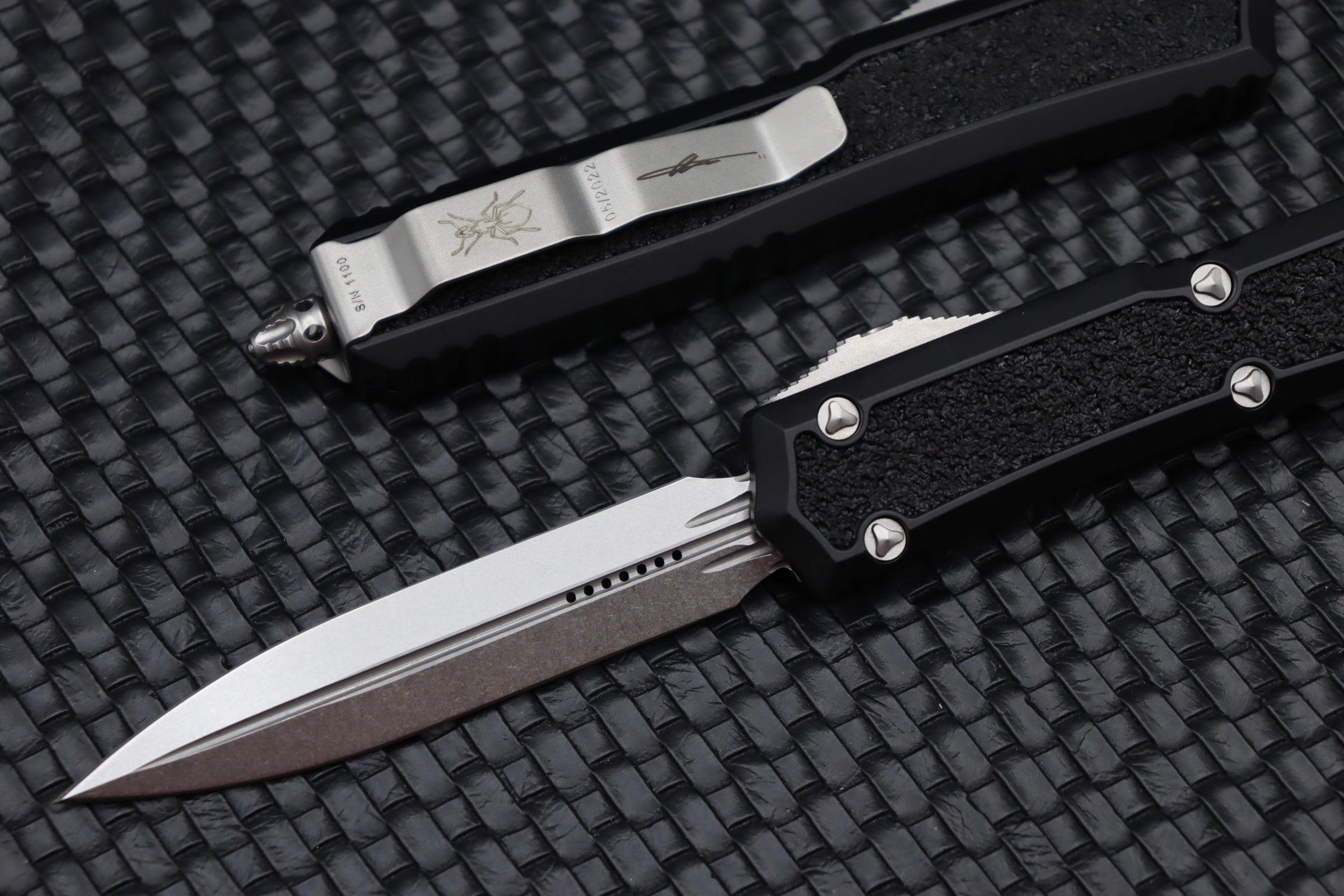 Microtech Makora Double Edge Stonewash & Black 206-10S