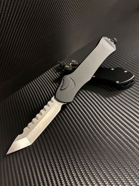 Heretic Hydra V3 Black Aluminum Handle & Stonewash Tanto MagnaCut H006-2A