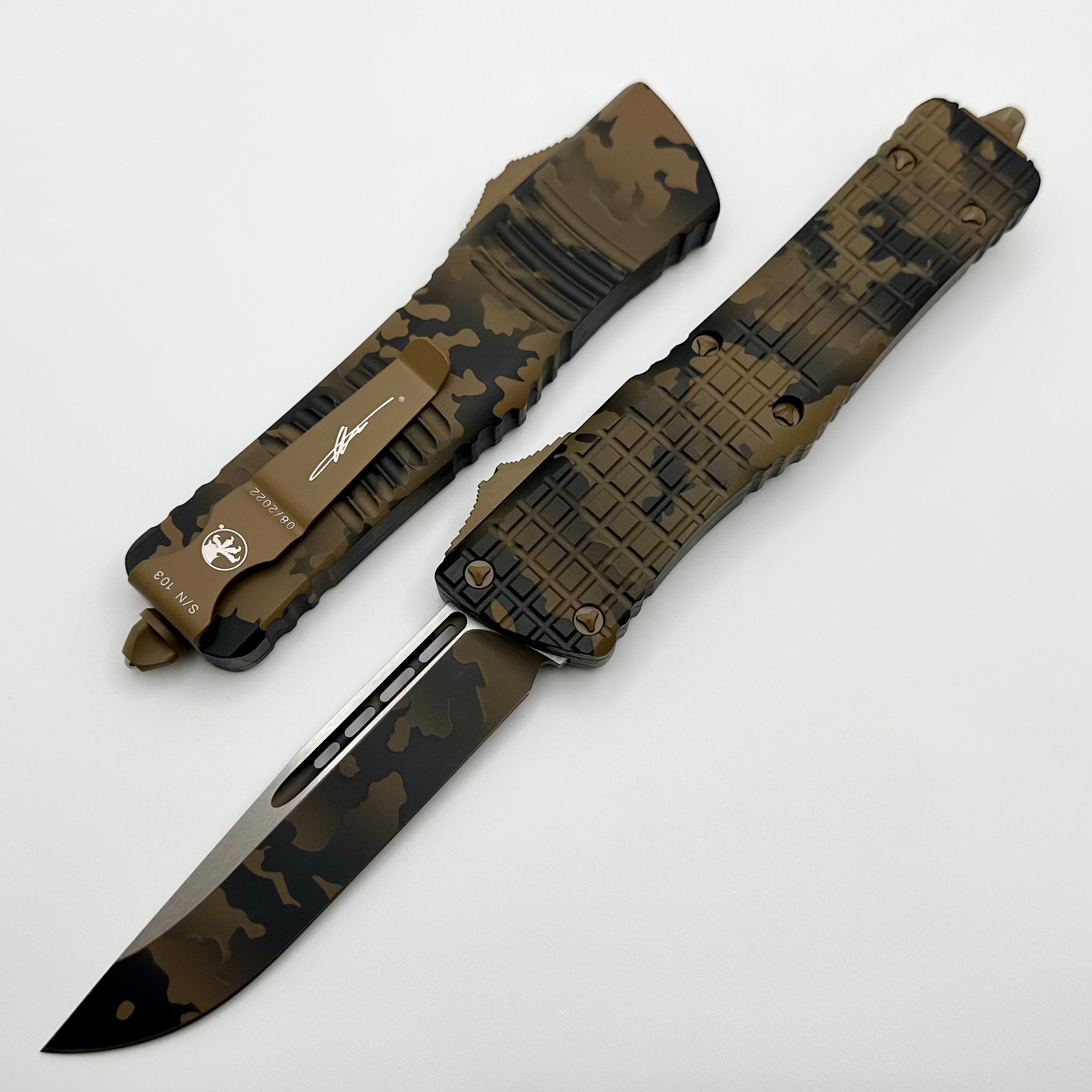 Microtech Combat Troodon Coyote Camo w/ Single Edge Signature Series 143-1CCS