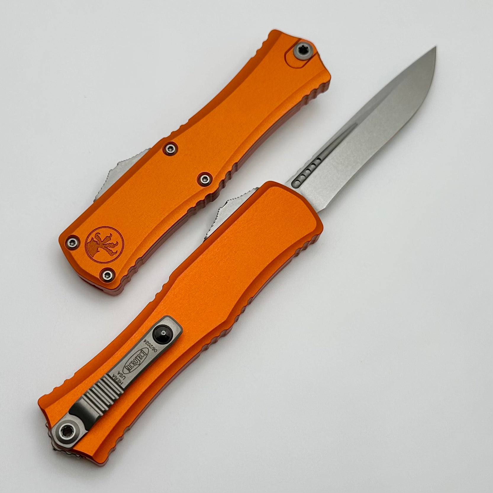 Microtech Knives Mini Hera Stonewash Recurve M390MK w/ Orange Handle 1705M-10OR