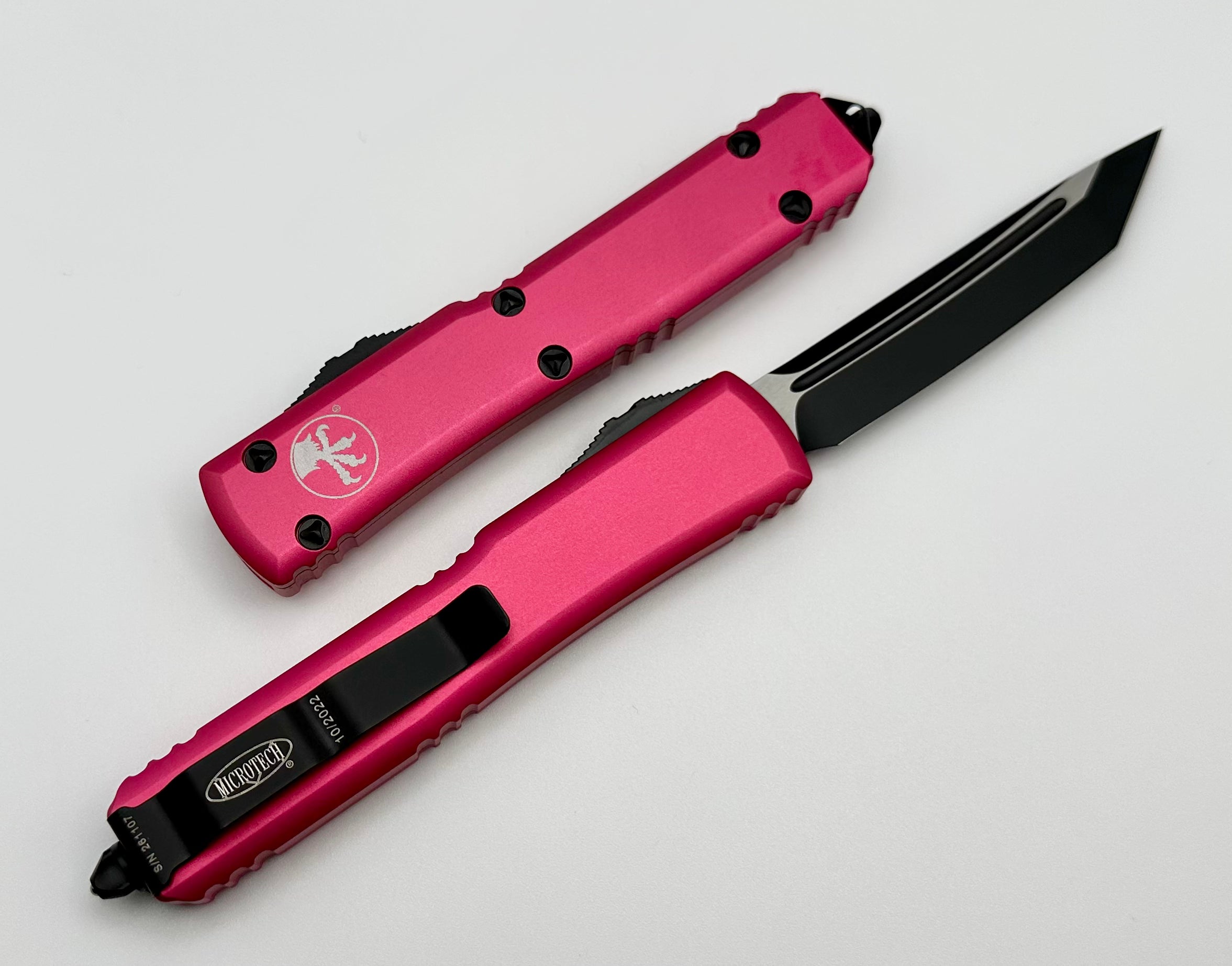 Microtech Ultratech Tanto Black Standard & Pink 123-1PK