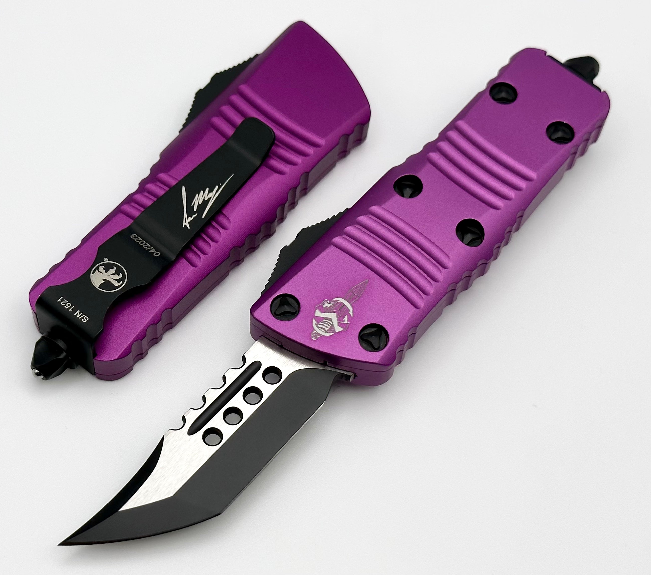 Microtech Mini Troodon Hellhound Violet & Black Standard Signature Series 819-1VIS