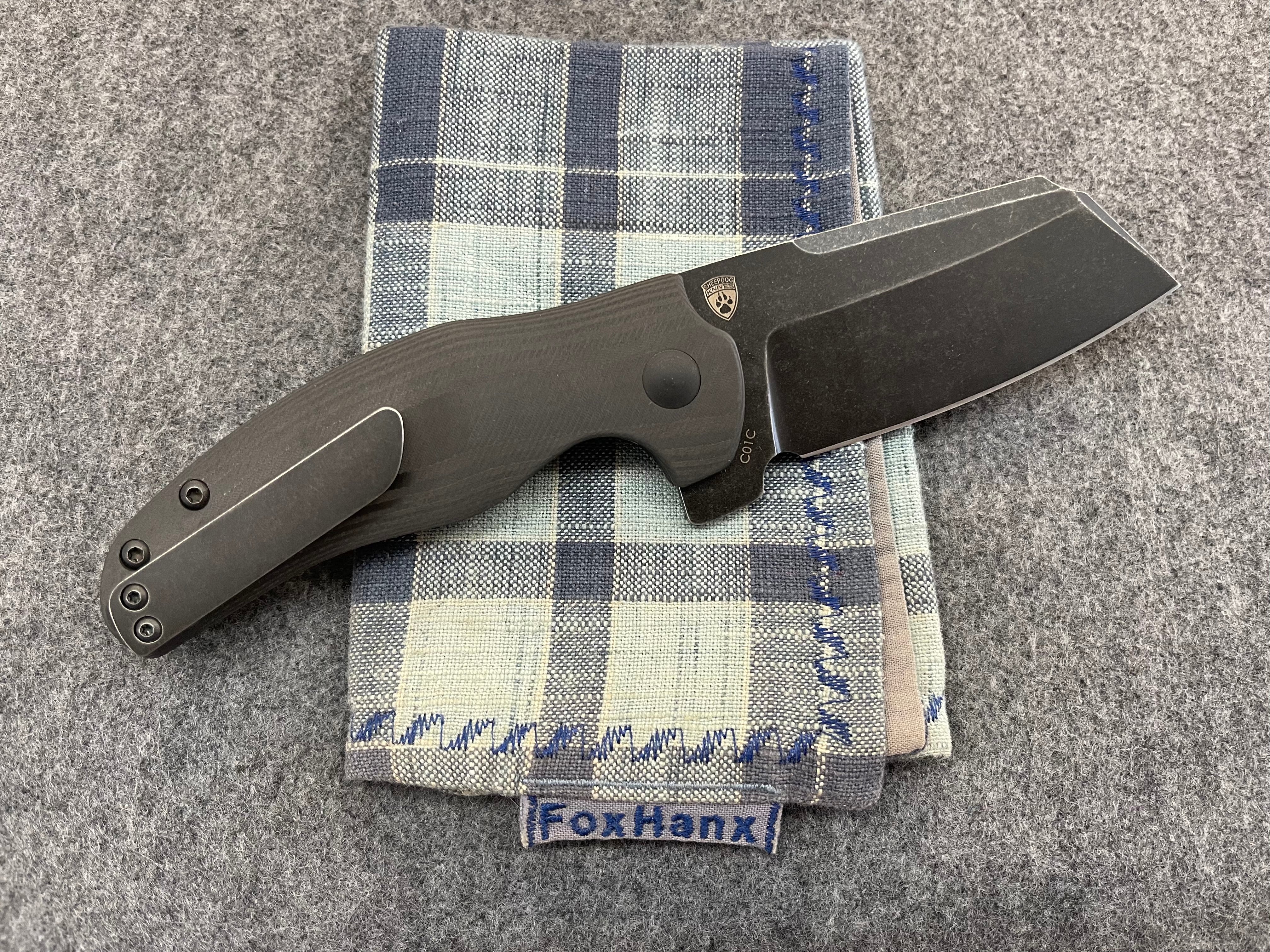 Kizer Cutlery Sheepdog Black Carbon Fiber KI4488A3