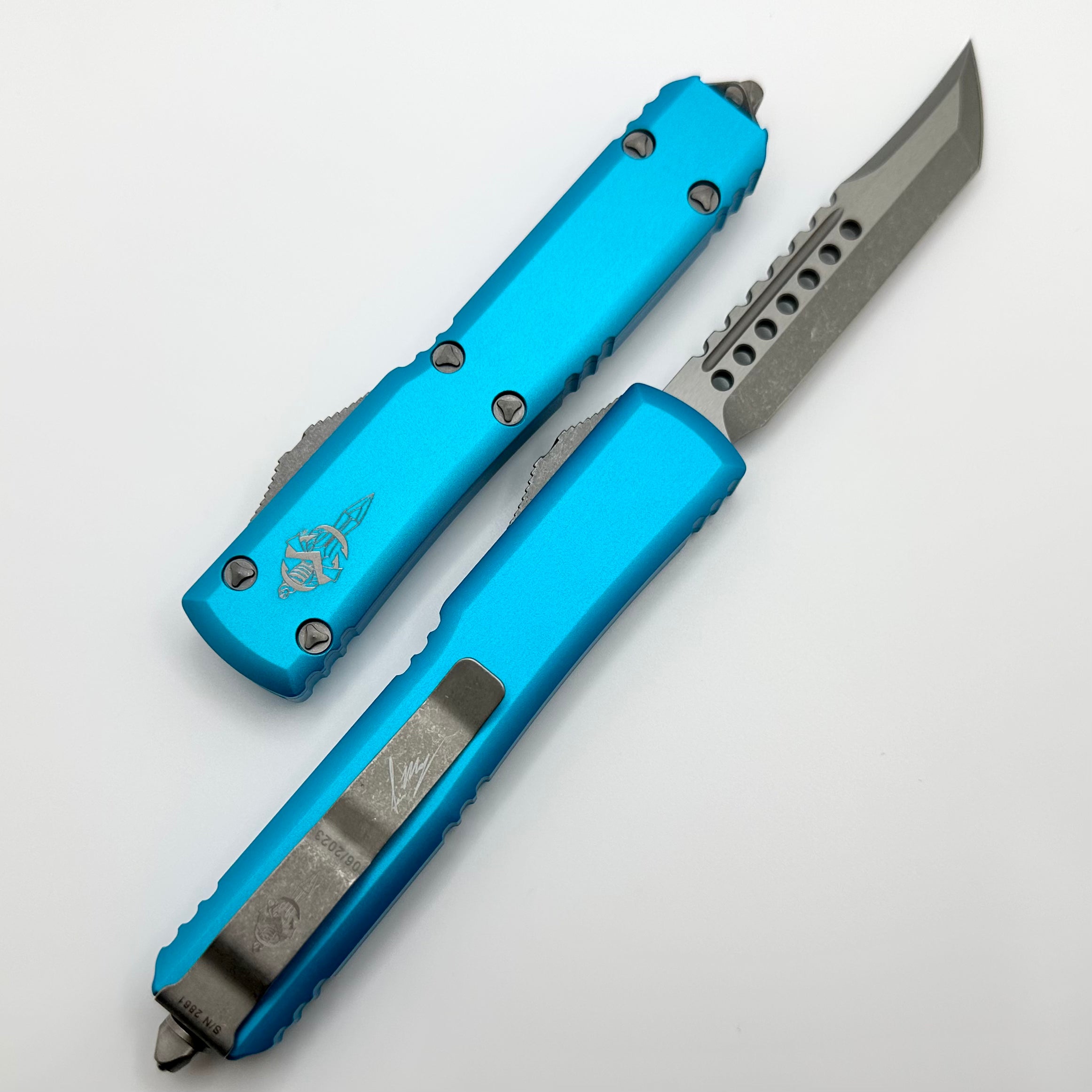 Microtech Ultratech Hellhound Apocalyptic Standard & Turquoise Signature Series 119-10APTQS