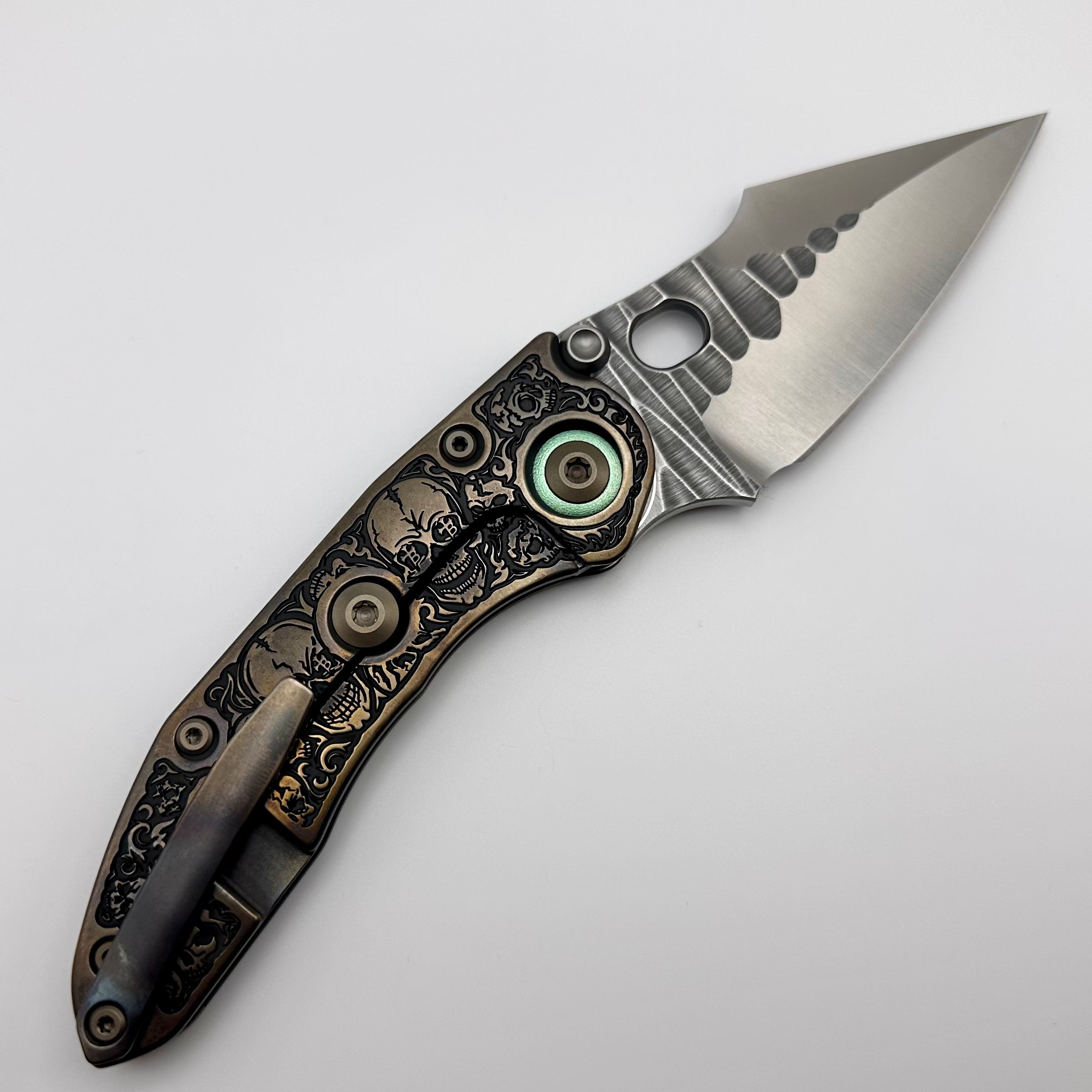 Borka Blades & Bond Knives Skulls Stitch w/ Green Pivot Collars & Rock Ground M390