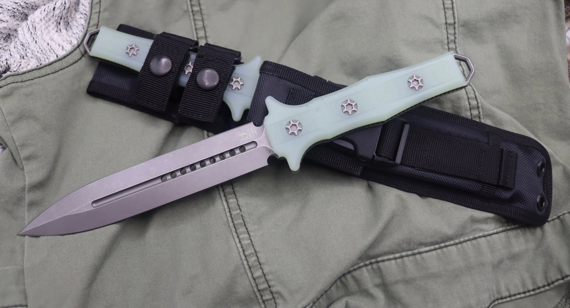 Heretic Knives Nephilim Jade G-10 Double Edge Battleworn