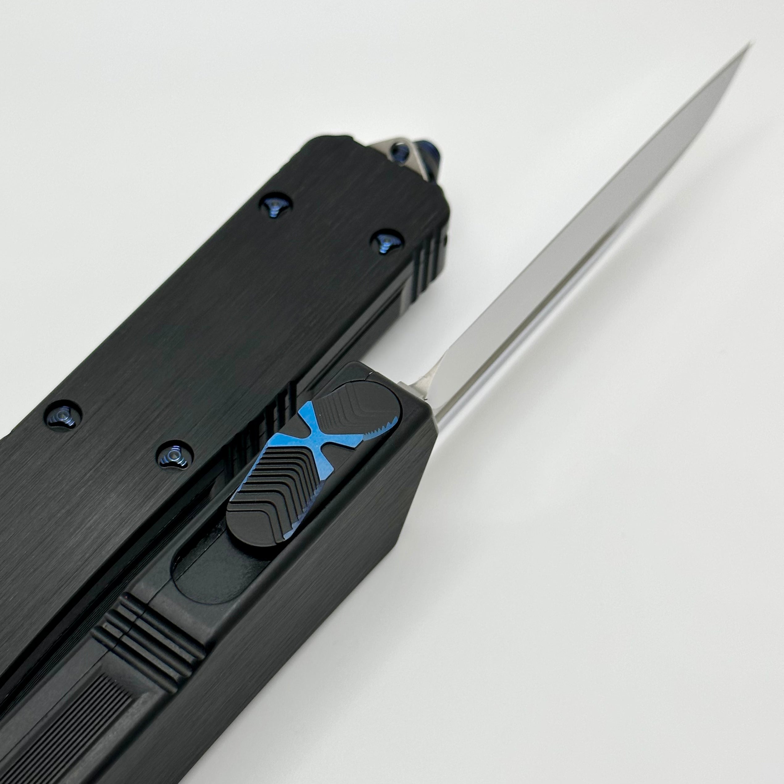 Marfione Custom Knives Scarab 2 DES Mirror Polish M390 w/ Hefted Black Handle & Blue Ringed Ti Hardware