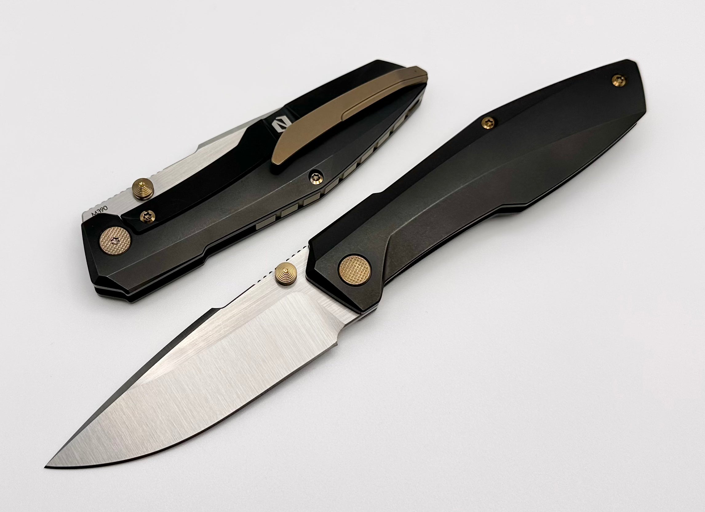 Null Knives Raiden Stonewash PVD & Belt Satin M390 One Per Household