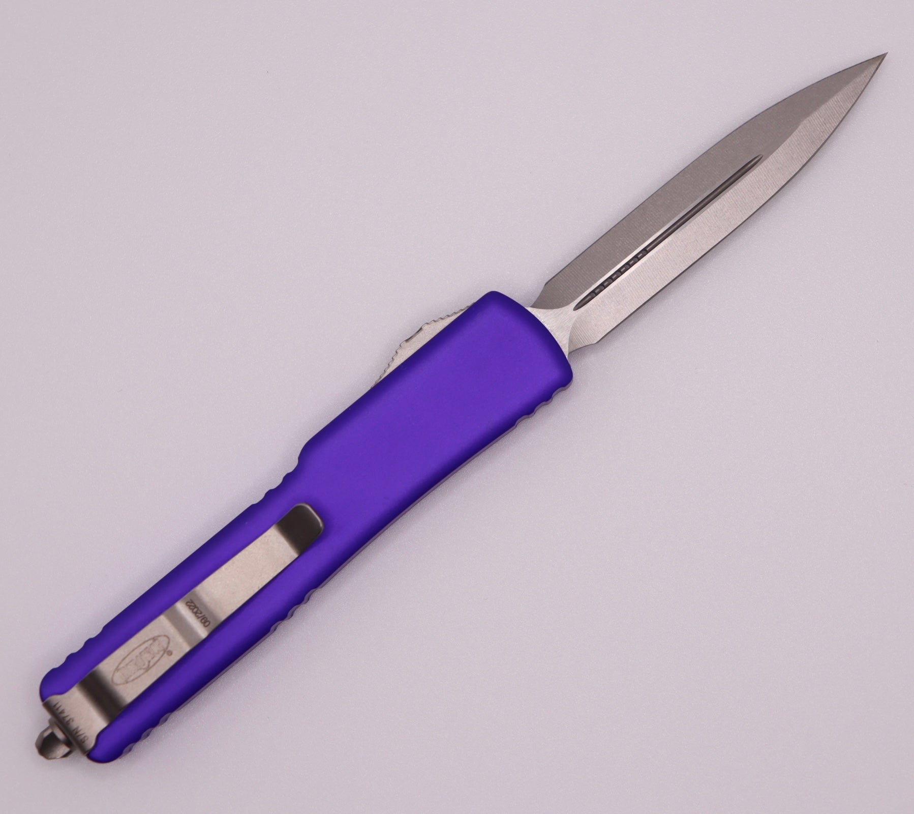 Microtech UTX-70 D/E Stonewash Standard & Purple 147-10PU