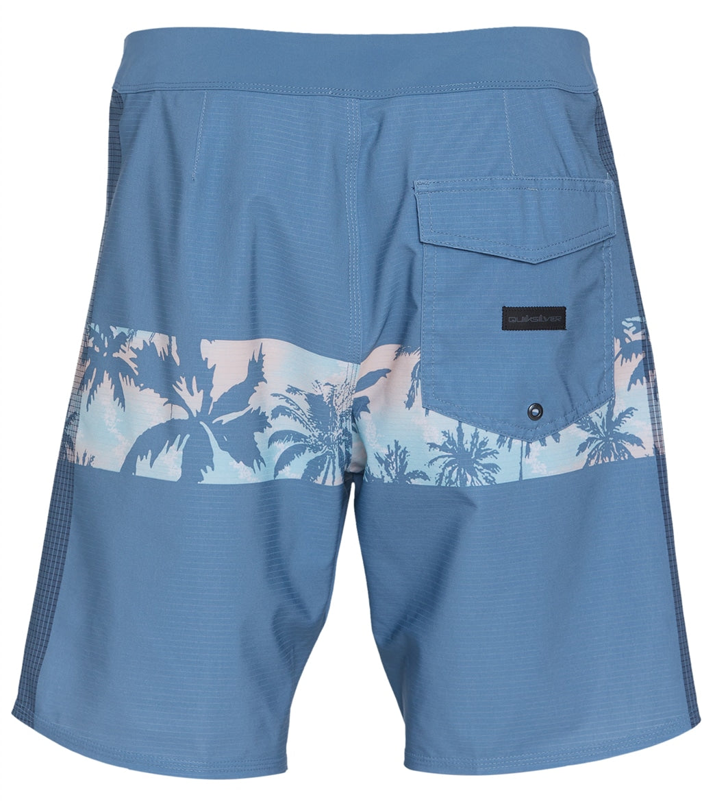 Quiksilver Men's 19 Highlite Arch Board Shorts Captains Blue